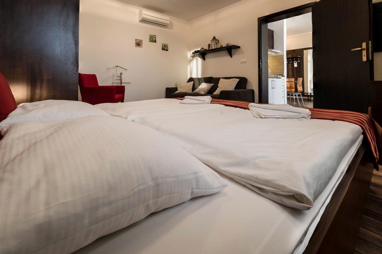 Apartman Mirka - Hotel Luka Bešeňová Buitenkant foto