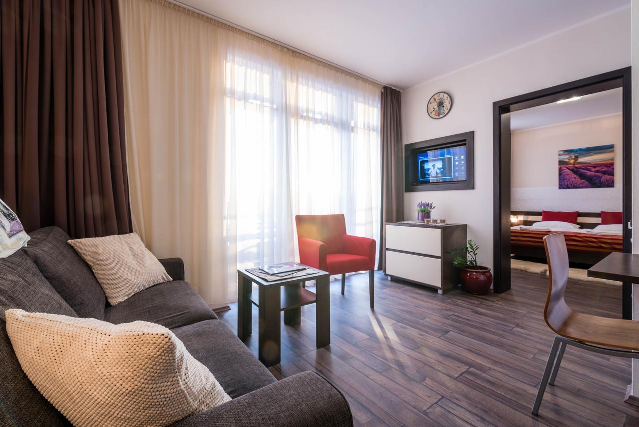 Apartman Mirka - Hotel Luka Bešeňová Buitenkant foto
